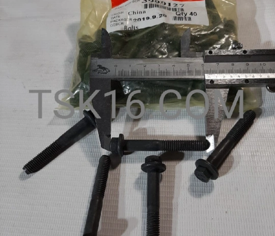 Болт М8*1,25 (L=55mm) крепления коромысла 3990127 - 4/6ISBe, ISFe3.8 (Ориг)